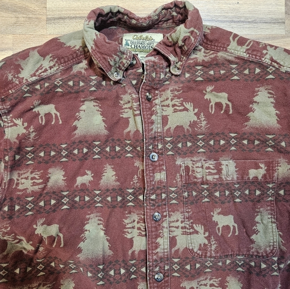 Cabela’s Deerskin Soft Chamois Shirt Men’s M Moose Tree Print Burgundy - Picture 2 of 7